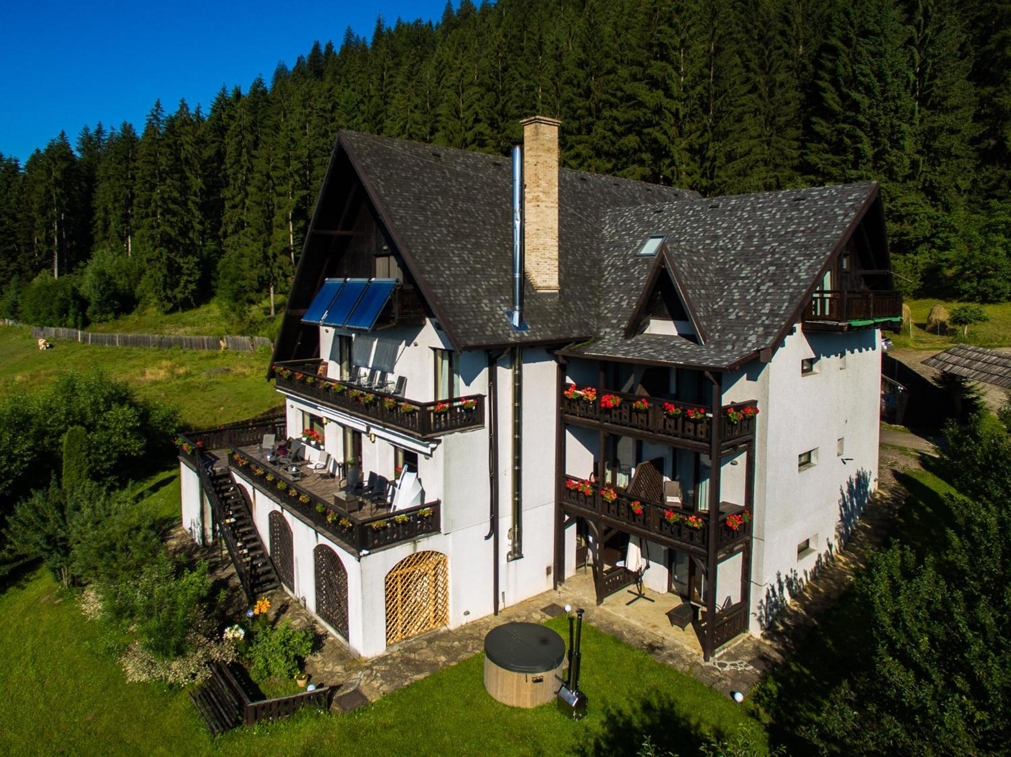 Bucovina Lodge Pension 瓦马 外观 照片